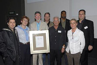 Johannesburg (South Africa) - On 20 September 2006, Icograda presented Roy Clucas with an Icograda Achievement Award at the first annual think conference held at the University of Johannesburg.