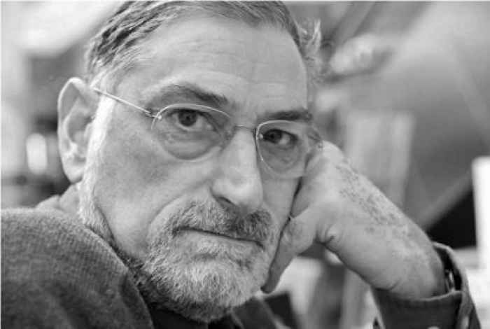 Icograda Past President Guy Shockaert passed away on 11 January
in Bruxelles.
Guy was a friend, a colleague, a mentor, a creator and an inspiration
to so many. He was one of those rare people whose courage, passion and integrity guided many generatio
